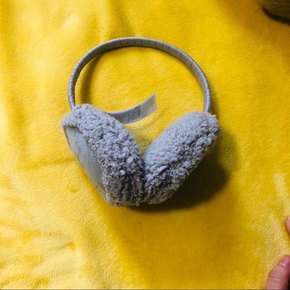 Earmuff
